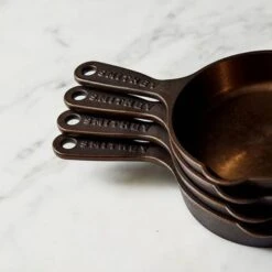 Smithey Ironware No. 6 Skillet -PitMaster Shop 01222021 SmitheyMiniSkillet LIFESTYLE2667 360x 52507ac7 9bfb 4f17 bffa ad688234f02a