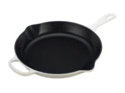 Le Creuset Signature Skillet - 11 3/4" 18 Le Creuset Signature Skillet - 11 3/4" -PitMaster Shop ls2024 3016